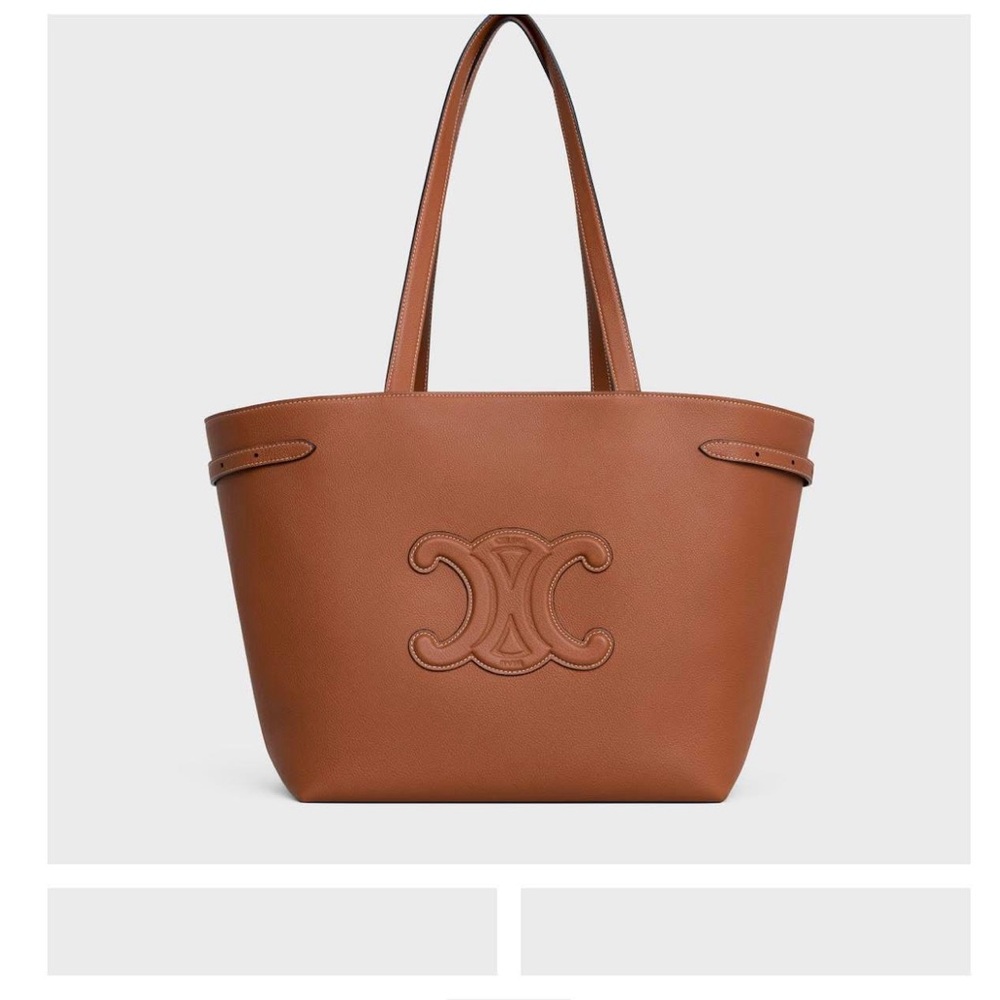 MEDIUM CABAS ANAÏS CUIR TRIOMPHE IN GRAINED CALFSKIN
Like new